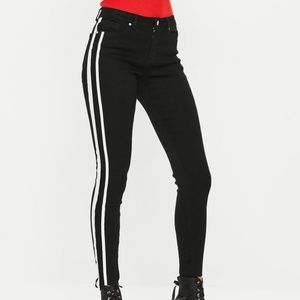 Missguided Side Stripe Jean size 24